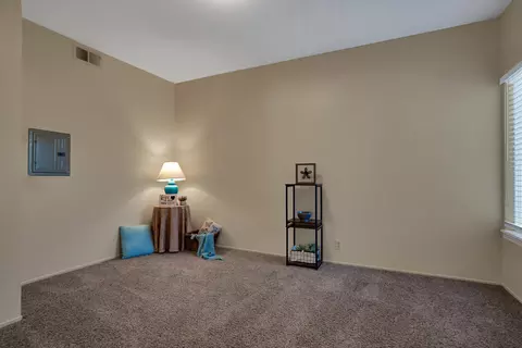Bedroom - 249 Ridgetop Dr #141, Redding, CA 96003 photo 4 of 4