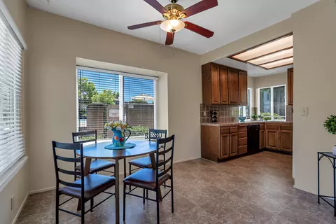 Dining - 249 Ridgetop Dr #141, Redding, CA 96003 photo 1 of 2
