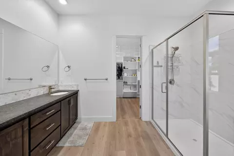 Bath - 690 Mill Valley Pkwy, Redding, CA 96003 photo 1 of 4