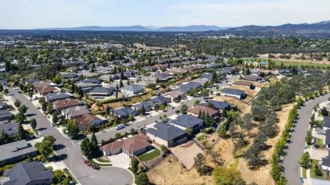 View/Area - 690 Mill Valley Pkwy, Redding, CA 96003 photo 7 of 7