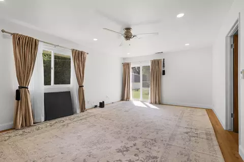 Living - 150 Nina Ave, Red Bluff, CA 96080 photo 5 of 5