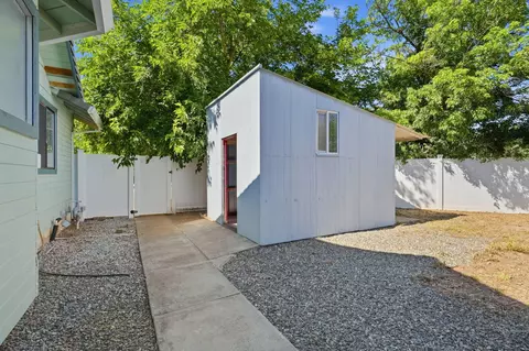 Exterior - 20221 Sombrero Ct, Redding, CA 96002 photo 13 of 16