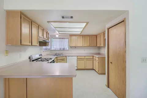 Kitchen - 3512 Capricorn Way, Redding, CA 96002 photo 1 of 2