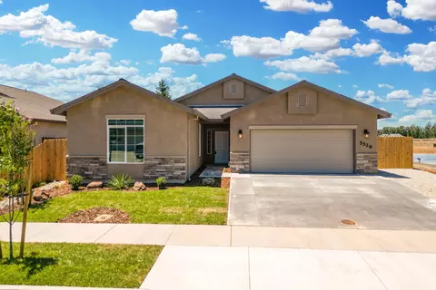 5528 Muir Peak Rd, Redding, CA 96002