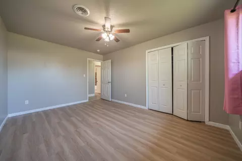 Bedroom - 2878 Wilson Ave, Redding, CA 96002 photo 4 of 6