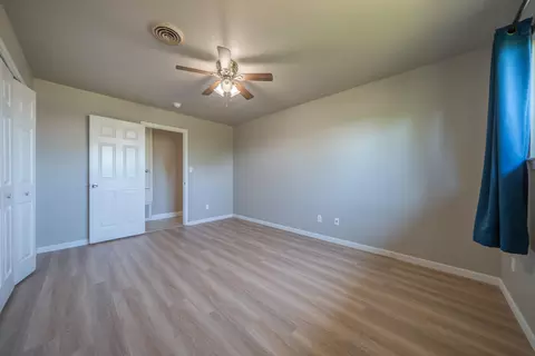 Bedroom - 2878 Wilson Ave, Redding, CA 96002 photo 2 of 6