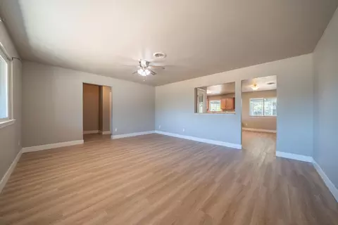 Living - 2878 Wilson Ave, Redding, CA 96002 photo 2 of 6