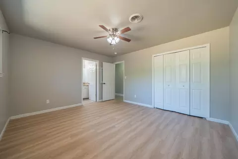 Bedroom - 2878 Wilson Ave, Redding, CA 96002 photo 6 of 6