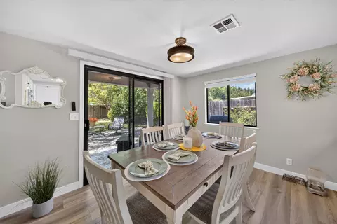 Dining - 540 Armando Ave, Redding, CA 96003 photo 2 of 3