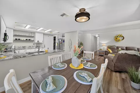 Dining - 540 Armando Ave, Redding, CA 96003 photo 3 of 3