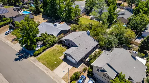 View/Area - 540 Armando Ave, Redding, CA 96003 photo 3 of 5