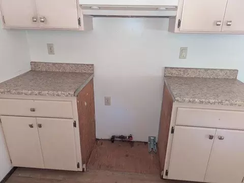 Kitchen - 2104 Phobos Ct, Redding, CA 96002 photo 2 of 2