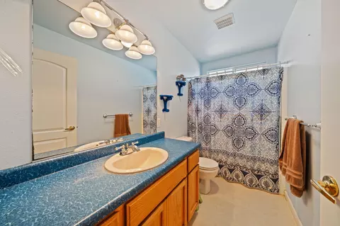 Bath - 10971 Oak Run Rd, Oak Run, CA 96069 photo 2 of 3