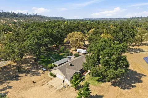 View/Area - 10971 Oak Run Rd, Oak Run, CA 96069 photo 8 of 12