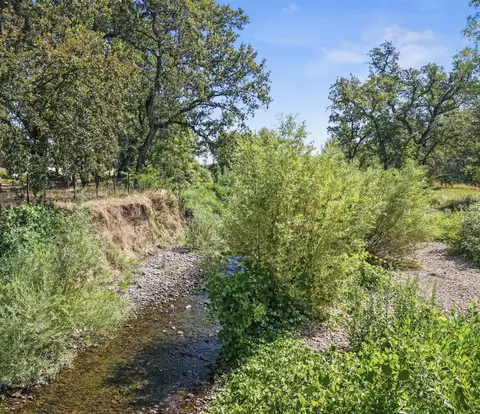 View/Area - 10971 Oak Run Rd, Oak Run, CA 96069 photo 5 of 12
