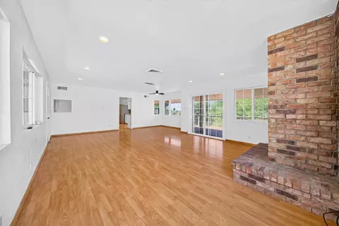 Living - 20000 Lyal Ln, Redding, CA 96002 photo 7 of 8