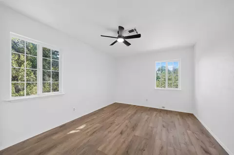 Bedroom - 20000 Lyal Ln, Redding, CA 96002 photo 4 of 8