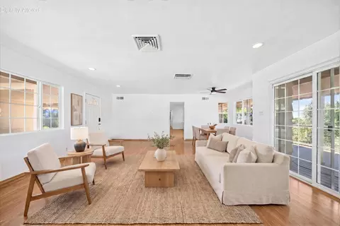 Living - 20000 Lyal Ln, Redding, CA 96002 photo 3 of 8
