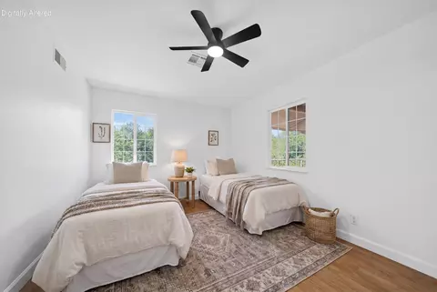 Bedroom - 20000 Lyal Ln, Redding, CA 96002 photo 6 of 8