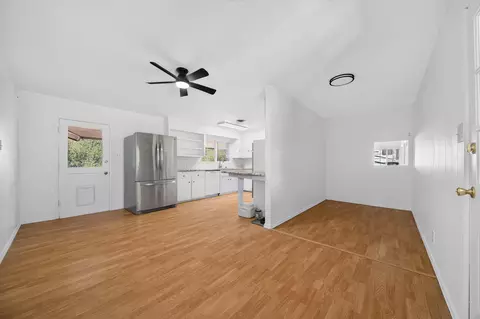 Living - 20000 Lyal Ln, Redding, CA 96002 photo 8 of 8