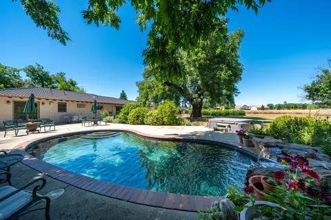 Exterior - 7775 Churn Creek Rd, Redding, CA 96002 photo 18 of 42