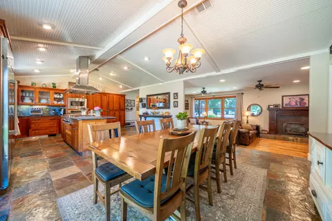 Dining - 7775 Churn Creek Rd, Redding, CA 96002 photo 3 of 3