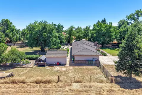 View/Area - 7775 Churn Creek Rd, Redding, CA 96002 photo 7 of 9