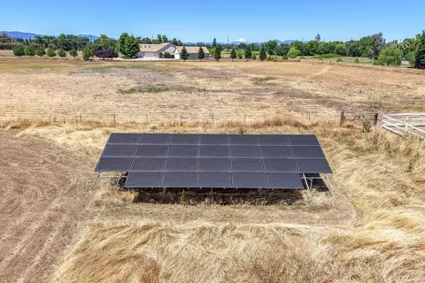 Exterior - 7775 Churn Creek Rd, Redding, CA 96002 photo 38 of 42