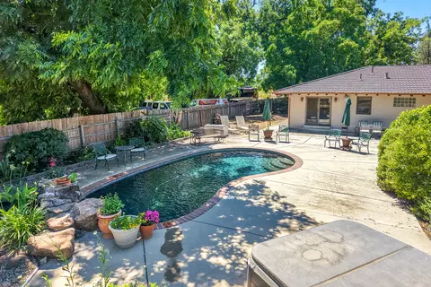 Exterior - 7775 Churn Creek Rd, Redding, CA 96002 photo 40 of 42