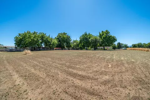 Exterior - 7775 Churn Creek Rd, Redding, CA 96002 photo 32 of 42
