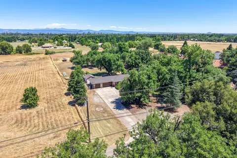 View/Area - 7775 Churn Creek Rd, Redding, CA 96002 photo 6 of 9