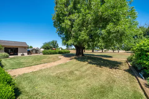 Exterior - 7775 Churn Creek Rd, Redding, CA 96002 photo 21 of 42