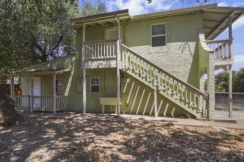 2926 Favretto Ave, Redding, CA 96001