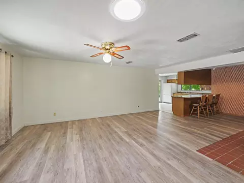 Living - 2950 Irene St, Redding, CA 96002 photo 3 of 4