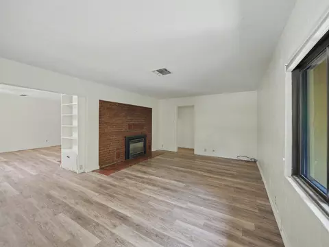 Living - 2950 Irene St, Redding, CA 96002 photo 2 of 4