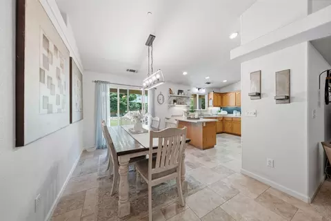 Dining - 4565 Cerro Ln, Redding, CA 96001 photo 2 of 3