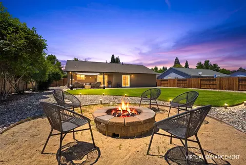 Exterior - 4565 Cerro Ln, Redding, CA 96001 photo 13 of 16