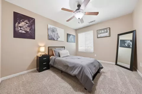 Bedroom - 4565 Cerro Ln, Redding, CA 96001 photo 4 of 4