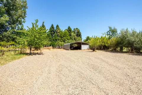 Exterior - 3 Dunvin Ct, Red Bluff, CA 96080 photo 7 of 8