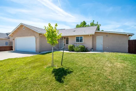 Exterior - 16863 Winchell Dr, Redding, CA 96003 photo 7 of 26