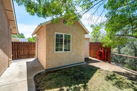 Exterior - 16863 Winchell Dr, Redding, CA 96003 photo 13 of 26