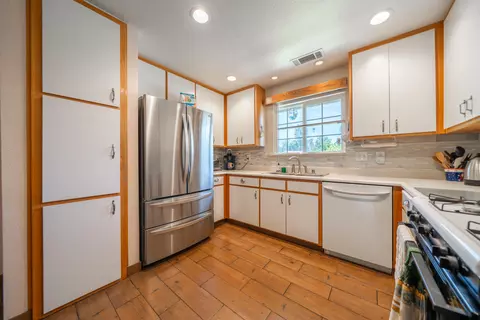 Kitchen - 16863 Winchell Dr, Redding, CA 96003 photo 1 of 4