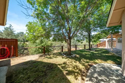 Exterior - 16863 Winchell Dr, Redding, CA 96003 photo 16 of 26