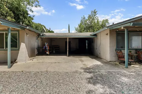 Exterior - 2720 Akard Ave, Redding, CA 96001 photo 5 of 15