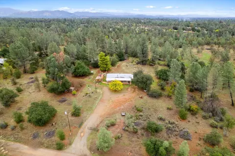 16578 Blue Horse Rd, Anderson, CA 96007
