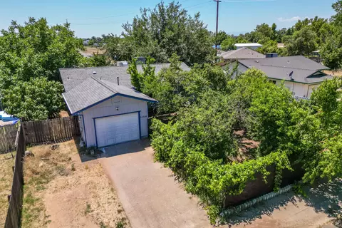 20933 Foxhunt Dr, Cottonwood, CA 96022