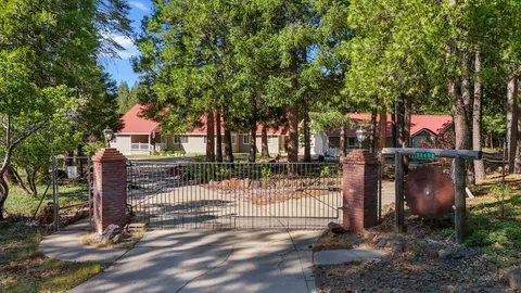 32602 Three Oaks Dr, Shingletown, CA 96088