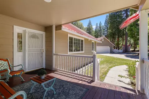 Exterior - 32602 Three Oaks Dr, Shingletown, CA 96088 photo 17 of 41