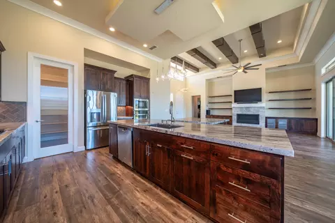 Kitchen - 4013 Acadia Pl, Redding, CA 96001 photo 5 of 5