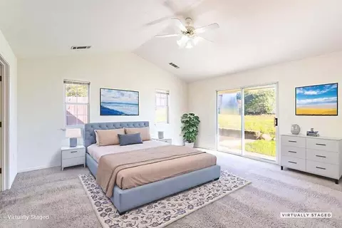 Bedroom - 1783 Record Ln, Redding, CA 96001 photo 1 of 5